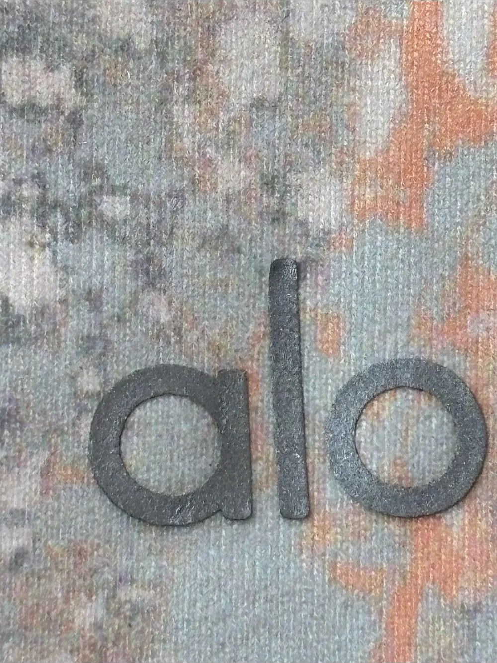 Alo Yoga Abstract Snake Print High Rise Leggings Peach Gray 28” Inseam